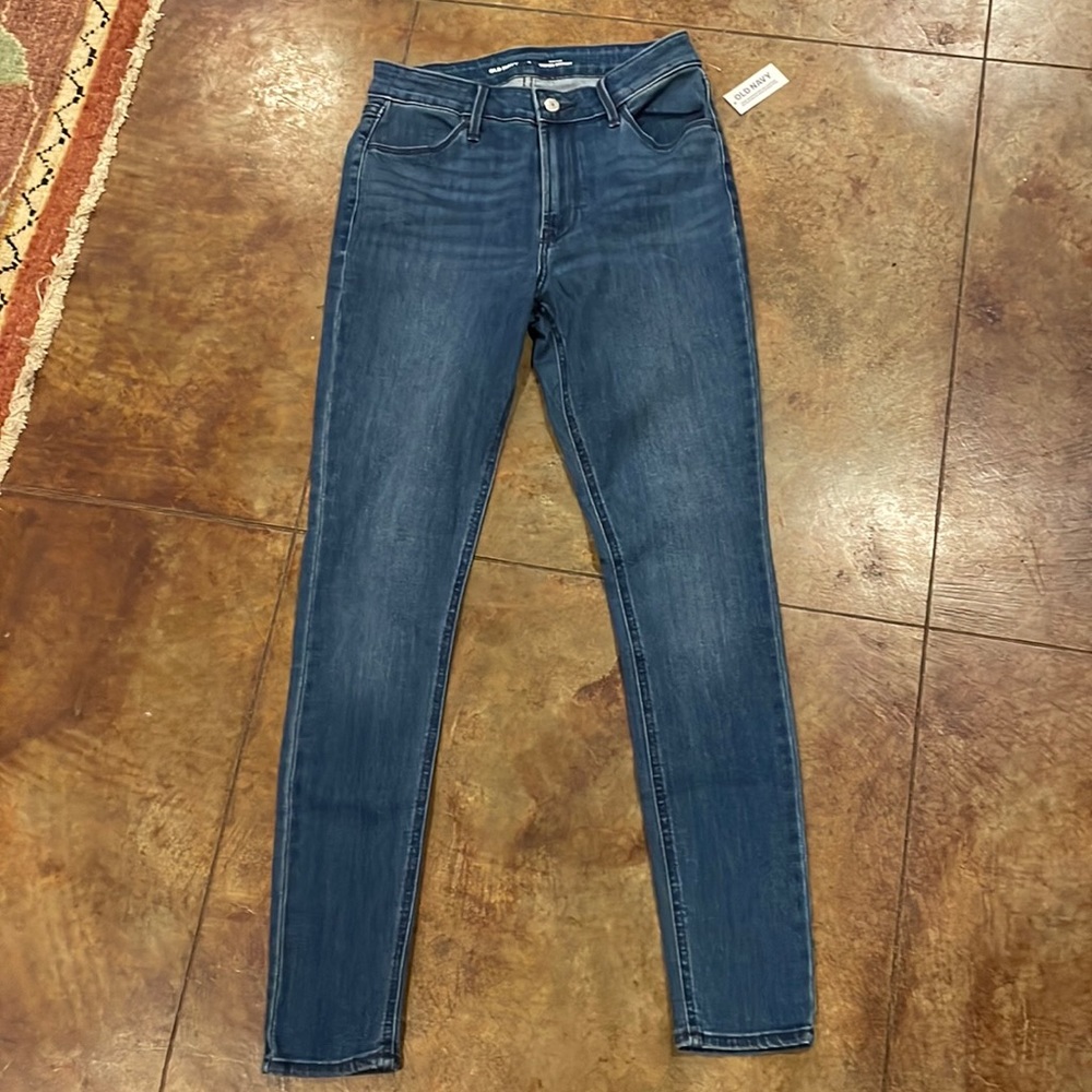 Women’s Old Navy Super Skinny Jeans size 4